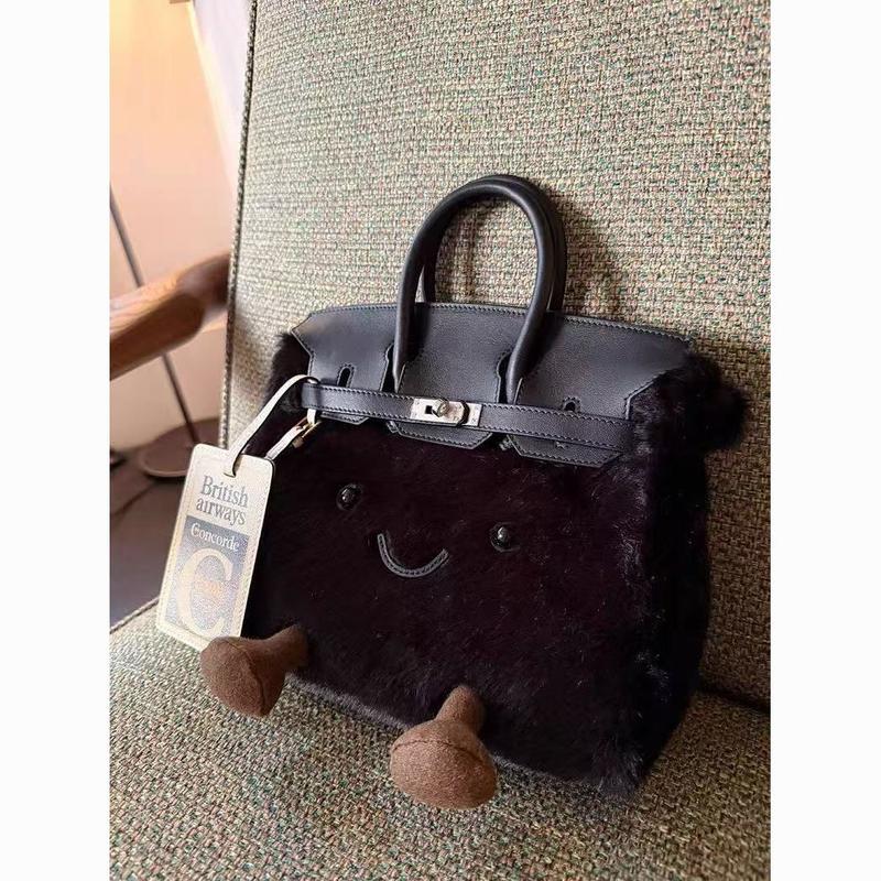 The 2025 Plush-tastic Women's Kelly Bag: Where Cuteness Meets Crossbody Convenience! Perfect for Men, Women, and All Holiday Shenanigans!